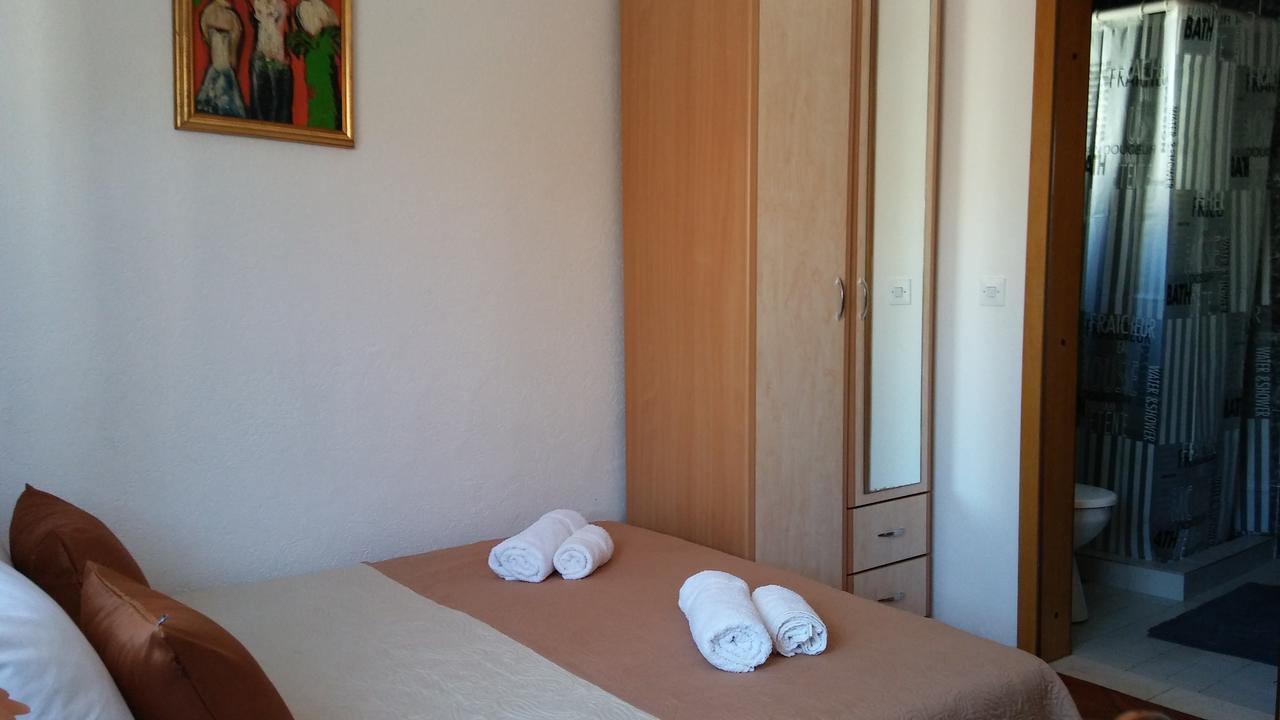 Guest House Villa Castio Petrovac Exterior photo