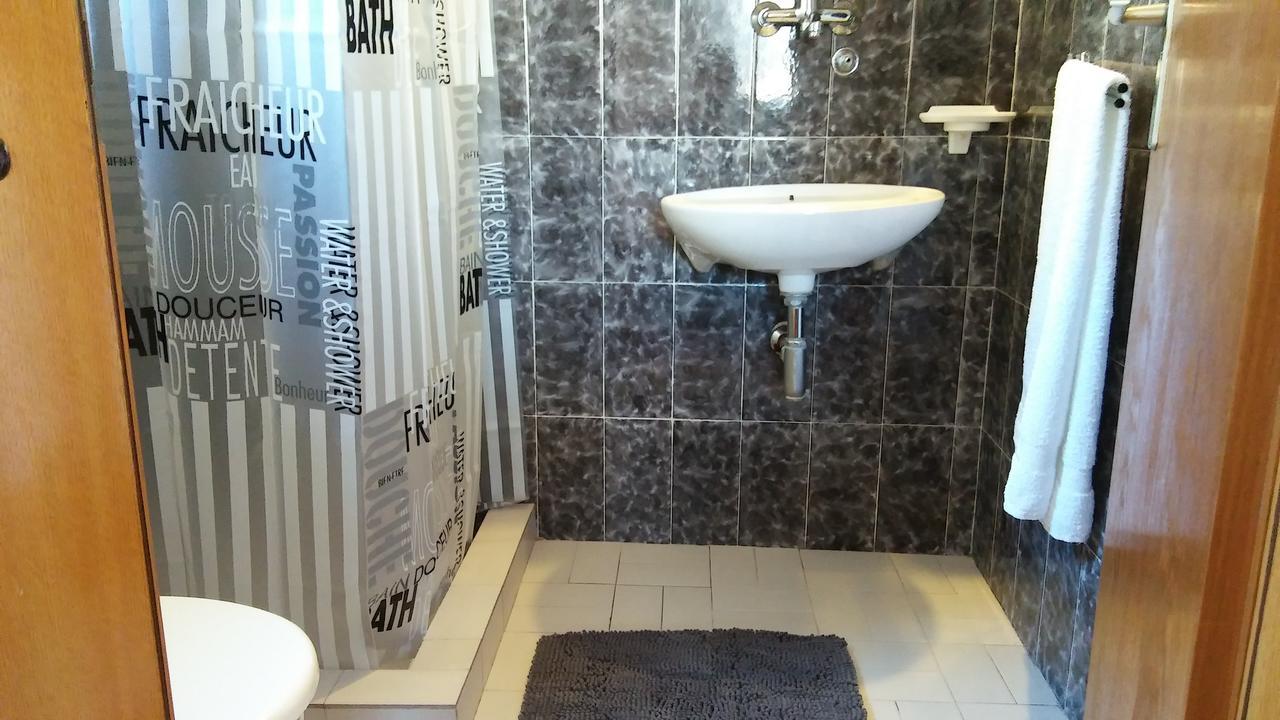 Guest House Villa Castio Petrovac Exterior photo