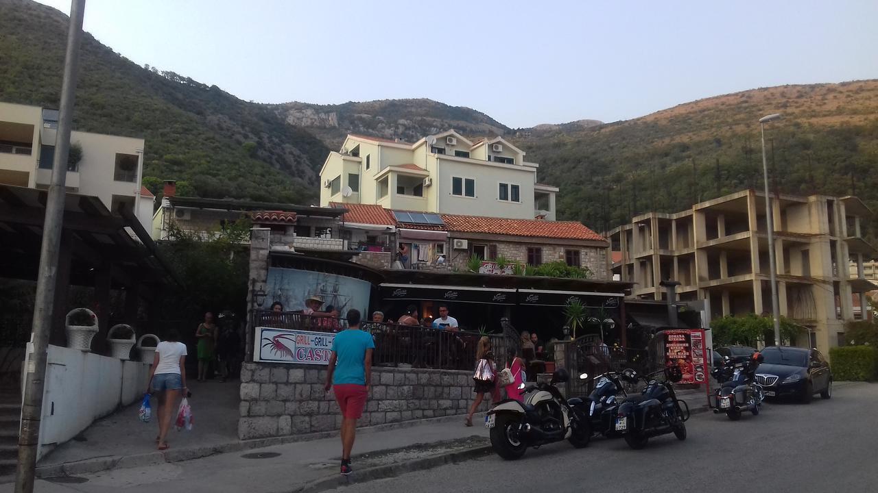 Guest House Villa Castio Petrovac Exterior photo